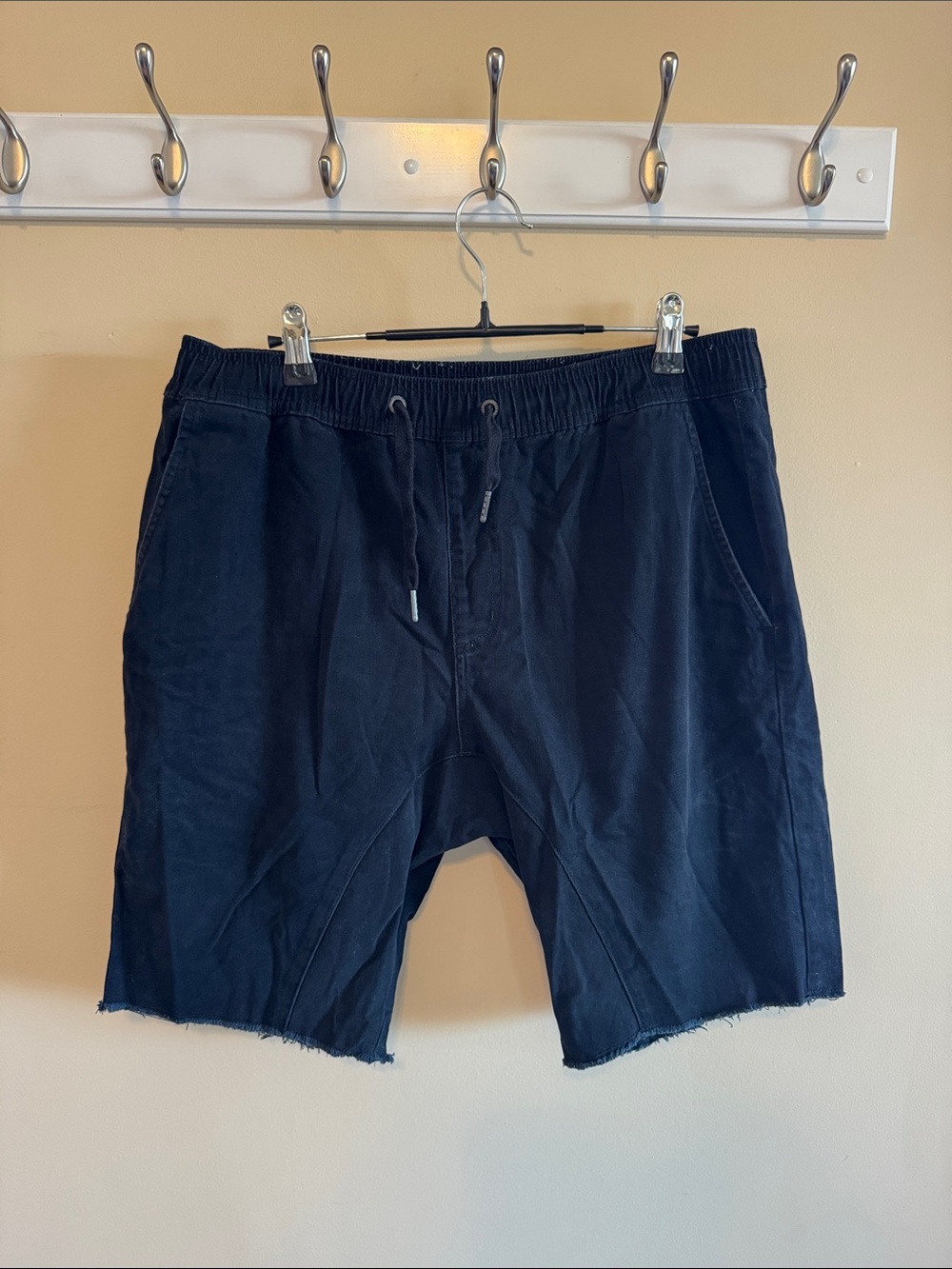 Zanerobe Black Elastic Waist Casual Shorts